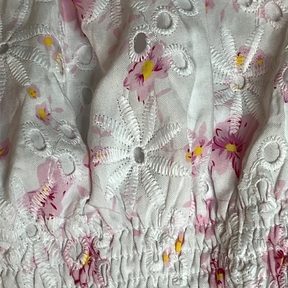 Lucy Paris eyelet pink floral print blouse - Picture 12 of 12
